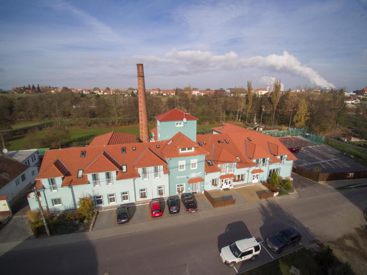 Penzion Lihovar *** Rouchovany Экстерьер фото