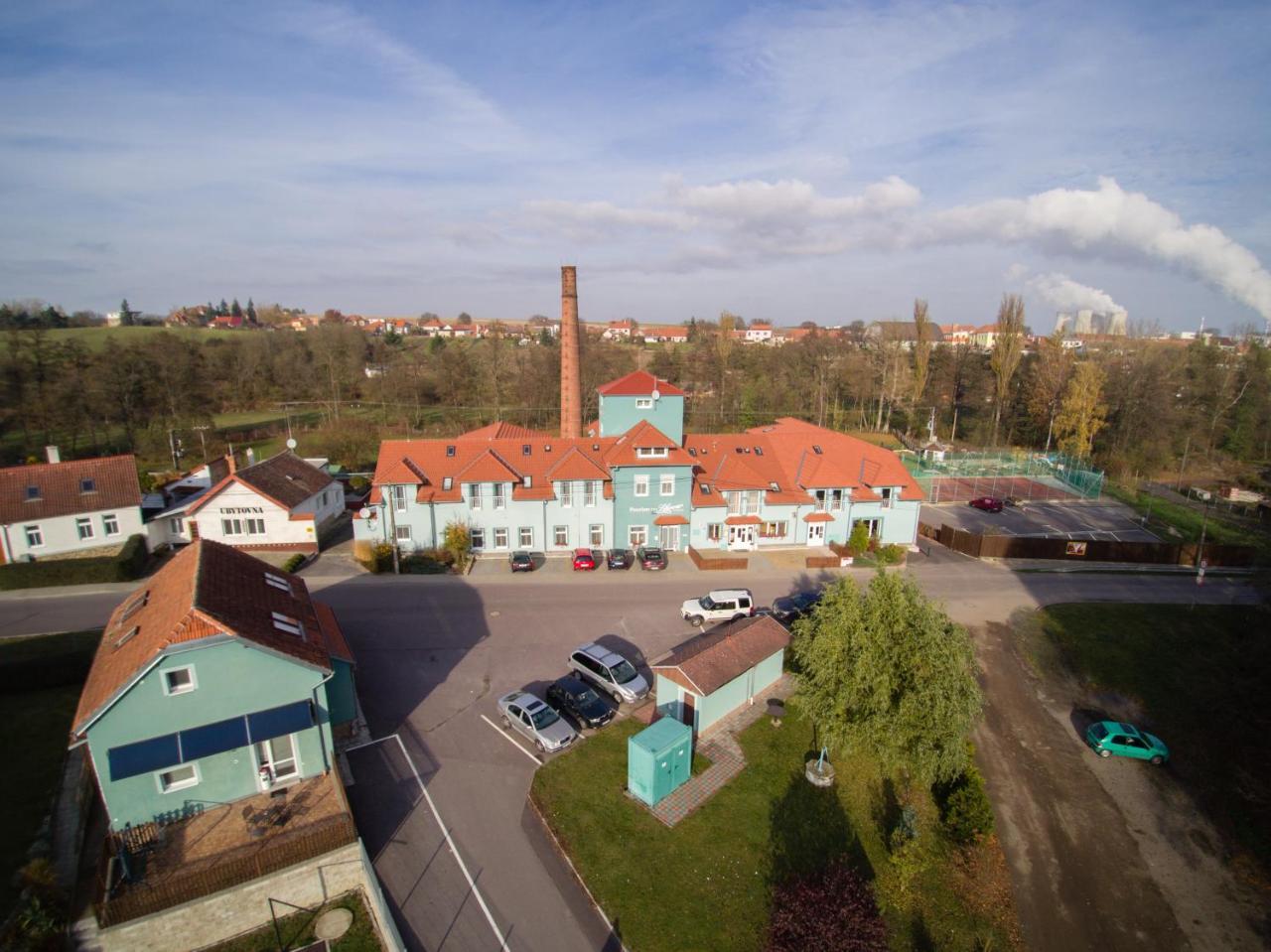 Penzion Lihovar *** Rouchovany Экстерьер фото